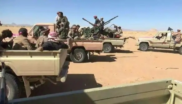 الجيش يعلن مقتل وجرح عشرات الحوثيين في الجوف وأسر آخرين