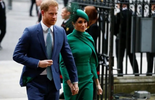 الأمير البريطاني هاري وزوجته ميجان يودعان حياة الملوك