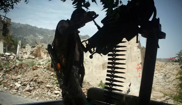 الجيش الوطني يقترب من مفترق طرق إستراتيجي شرق صنعاء