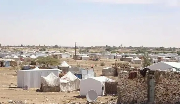 مأرب.. نزوح أكثر من 1500 عائلة بمديرية مدغل بعد تعرض مخيماتها لهجمات من قبل الحوثيين