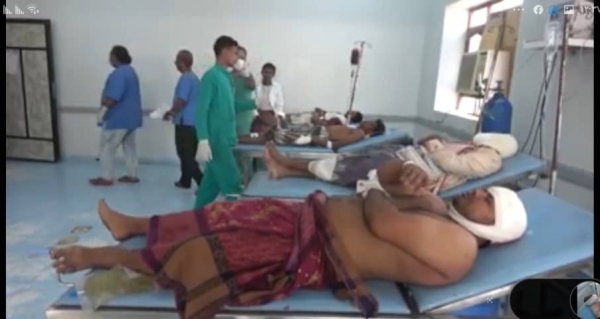 الحديدة : مقتل وإصابة  12 مدنياً نتيجة انفجار عبوة ناسفة قرب الخوخة