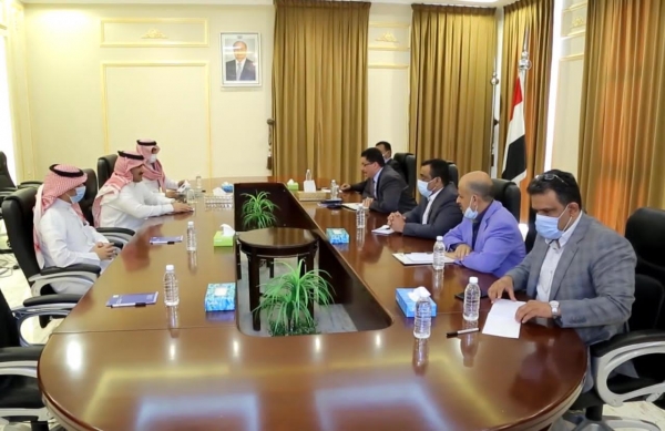 الفريق الحكومي المكلف بمتابعة إتفاق الرياض يناقش مع الجانب السعودي استكمال تنفيذ الشق الأمني والعسكري