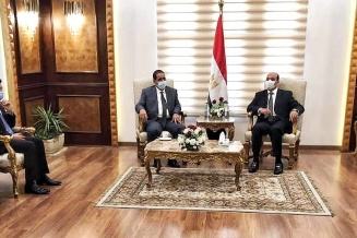 وزير الداخلية يبحث مع الجانب المصري العلاقات الثنائية بين البلدين