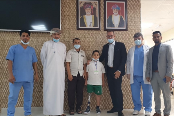 سفير مملكة السويدي لدى اليمن وعمان يزور الجرحى في المركز العربي التابع لمؤسسة الشيخ المخلافي