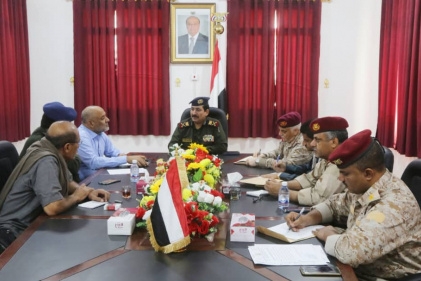 وزير الداخلية يترأس اجتماعاً للجنة الأمنية بوادي وصحراء حضرموت