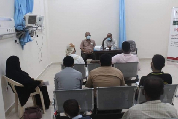 مكتب الصحة بالمهرة يعقد الاجتماع التقييمي السنوي لمنسقي برنامج السل في مديريات المحافظة