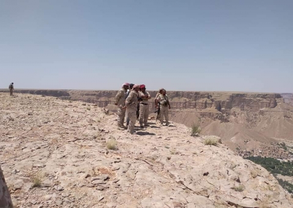 مأرب : الجيش يعلن استعادة مواقع عسكرية في "حريب"