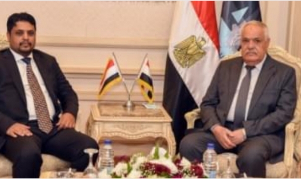 الوزير كلشات يبحث مع رئيس الهيئة العربية للتصنيع المصري المشاركة في إعادة إعمار اليمن