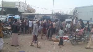 قصف صاروخي حوثي يستهدف سوق شعبي في مأرب يقتل ويصيب 11 مدني بينهم طفلان