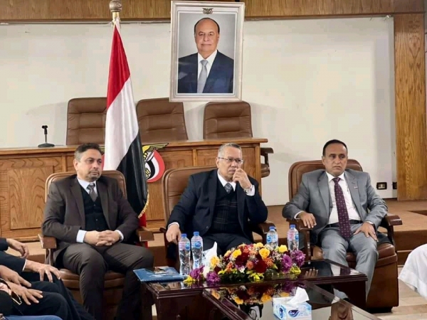 هئية رئاسة الشورى تبارك انتصارات الجيش وألوية العمالقة بمحافظة شبوة