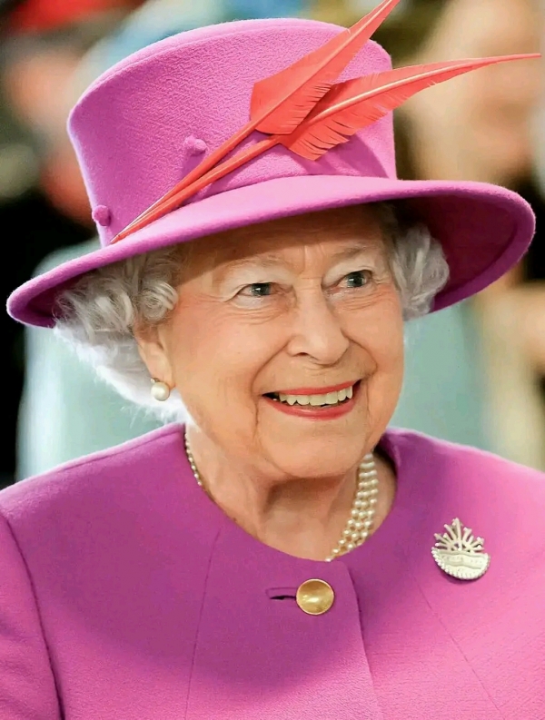 القصر الملكي يعلن وفاة ملكة بريطانيا إليزابيث الثانية عن 96 عاماً