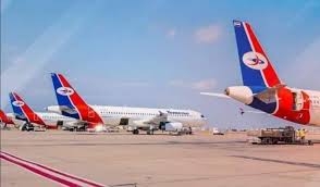 اليمنية تلغي كافة رحلاتها الى مطار صنعاء بسبب احتجاز جماعة الحوثي أرصدتها