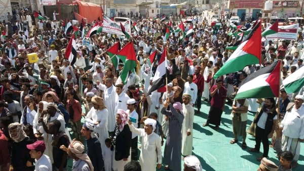المهرة ... مسيرة حاشدة دعما للمقاومة الفلسطينية وإدانة العدوان الإسرائيلي على غزة