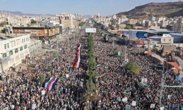 تظاهرات حاشدة في صنعاء وتعز وشبوة تضامنا مع الشعب الفلسطيني