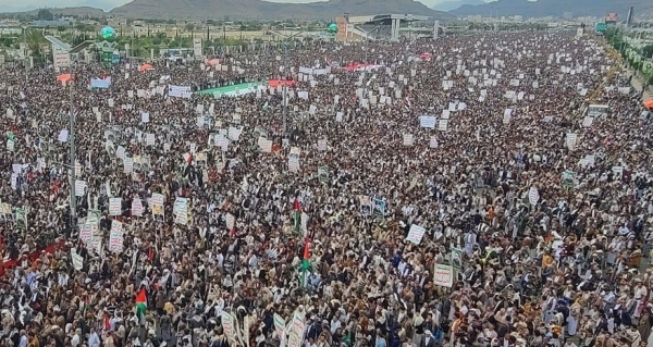 صنعاء...مظاهرات حاشدة في ميدان السبعين ترفع صور الشهيد إسماعيل هنية