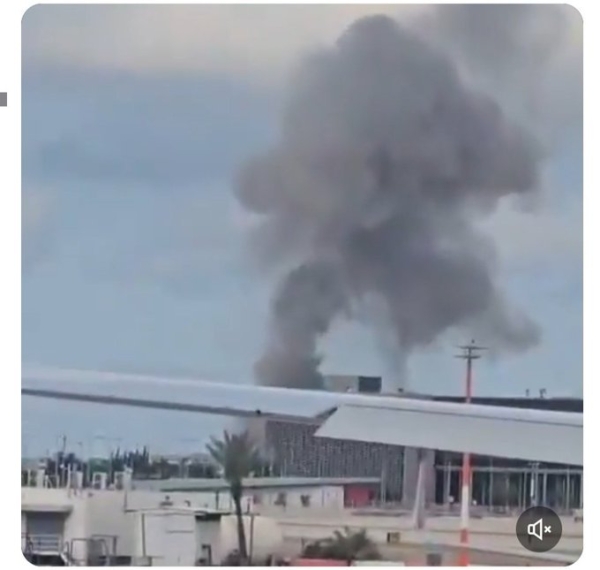 الحوثيون يعلنون مهاجمة مطار بن غوريون وهدفاً حيوياً للاحتلال الحوثيون يعلنون مهاجمة مطار بن غوريون وهدفاً حيوياً للاحتلال