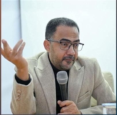 رحيل فؤاد الحميري.. نعي يمني واسع وإشادات بحياة الشاعر والثائر البارز رحيل فؤاد الحميري.. نعي يمني واسع وإشادات بحياة الشاعر والثائر البارز