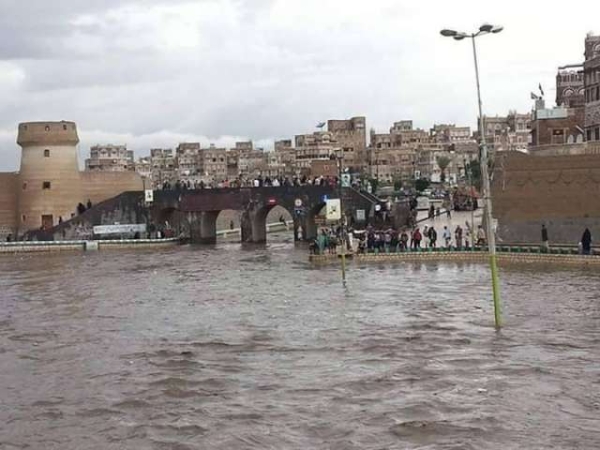 صنعاء .. إنقاذ مواطن حاول الانتحار غرقاً في السايلة