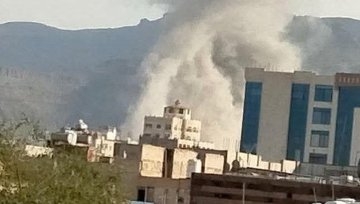 صنعاء .. متحدث شركة النفط " العدوان استهدف المحطة الطبية الخاصة بالقطاع الصحي" صنعاء .. متحدث شركة النفط " العدوان استهدف المحطة الطبية الخاصة بالقطاع الصحي"