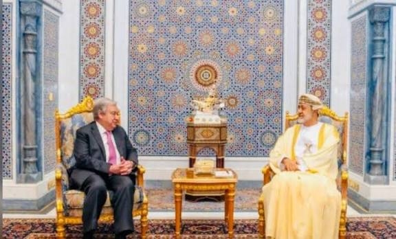 سلطان عُمان يبحث هاتفيًا مع الأمين العام للأمم المتحدة الوضع في غزة واليمن