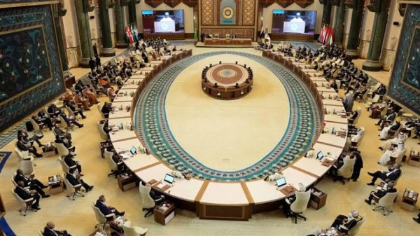 انطلاق أعمال القمة وأمير قطر يصف العدوان الإسرائيلي بالجبان والغادر