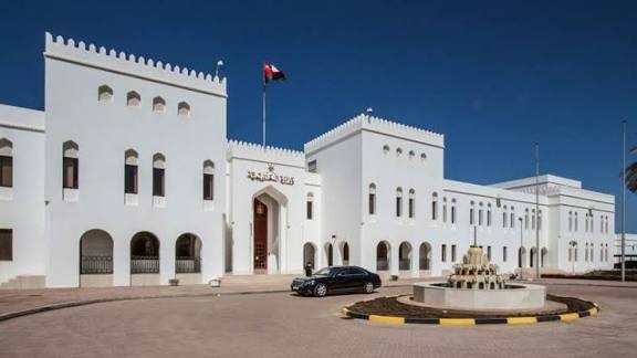 خاجية سلطنة عُمان ترحّب بالمساعي الأمريكية لوقف الحرب في قطاع غزة
