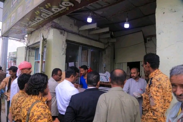 لجنة مراقبة الأسعار تنفذ نزولاً ميدانيًا على المخابز والأفران بمدينة الغيضة