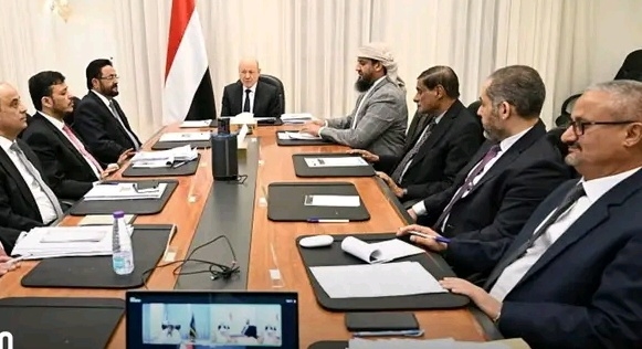 مجلس القيادة الرئاسي يعتمد إجراءات مالية لدعم الحكومة والبنك المركزي مجلس القيادة الرئاسي يعتمد إجراءات مالية لدعم الحكومة والبنك المركزي