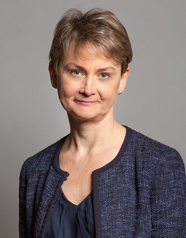 بريطانيا تؤكد التزامها بمواصلة دعم اليمن في مجالات التنمية والأمن