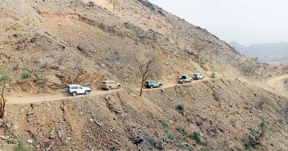مقتل مواطن وإصابة آخر وستة مهاجرين في صعدة بنيران على الحدود