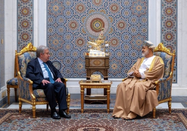 الأمين العام للأمم المتحدة يبحث مع سلطان عمان الوضع العام في اليمن