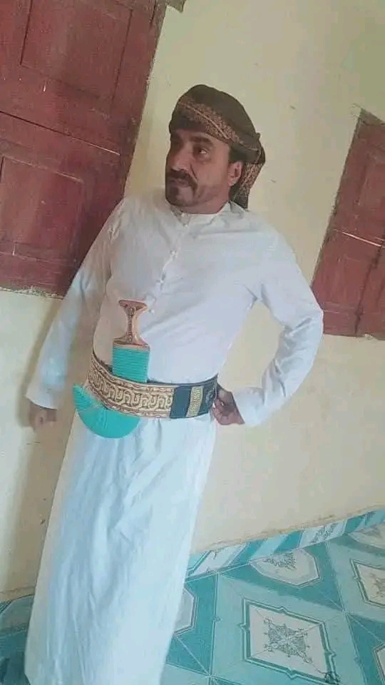 سقطرى .. مليشيا الانتقالي تعتقل الشيخ سعد الفرجهي في قلنسية بسبب رفع العلم الوطني