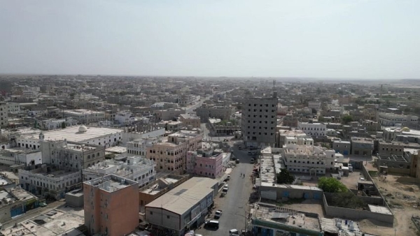 ‏السلطة المحلية بالمهرة: نعلن نجاح عملية استلام كامل المعسكرات من قبل قوات درع الوطن