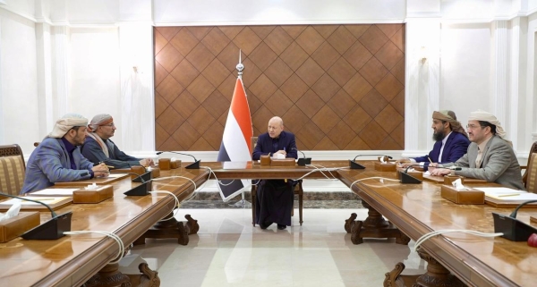 مجلس القيادة الرئاسي يقرر إسقاط عضوية عيدروس الزبيدي واحالته للنائب العام بتهم الخيانة العظمى