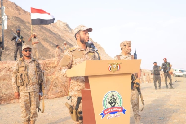 قوات الطوارئ تنسحب من معسكرات حضرموت وتسلمها لدرع الوطن
