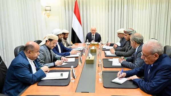 مصدر حكومي: المجلس الرئاسي يبحث اليوم ترتيبات تشكيل الحكومة الجديدة