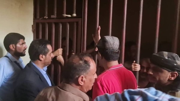 لجنة التحقيق الوطنية: احتجاز قضاة اللجنة في سقطرى انتهاك غير مسبوق يستوجب تدخلاً رئاسياً فورياً