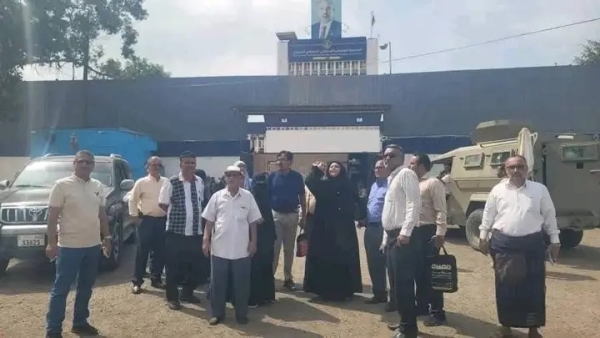 عدن… إغلاق مقر “الجمعية الوطنية” التابعة للمجلس الانتقالي المنحل