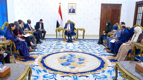 الفريق الصبيحي يبحث مع البنك الدولي توجيه الجهود التنموية للمناطق المحررة وإعادة الإعمار