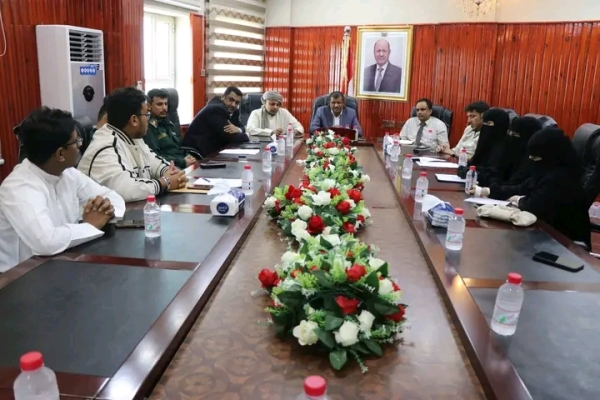 تحركات رسمية ومجتمعية في المهرة لتعزيز آليات مكافحة الابتزاز الإلكتروني ودعم الضحايا