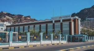 شركة النفط تنفي وجود أزمة في المشتقات النفطية بعدن وتؤكد استقرار التموين