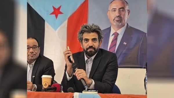 عمرو البيض: الانتقالي لم يعد جزءاً من التحالف وسيدافع عن الجنوب أمام الجماعة