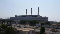 مصدر حكومي يتهم مليشيات الانتقالي بتعطيل جهود توفير الكهرباء في عدن
