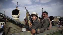 المليشيا الحوثية تفرض جبايات مالية على التجار والباعة المتجولين في صنعاء