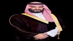 ولي العهد السعودي يحذر من التصعيد مع إيران ويقول إن الحل السياسي "أفضل"
