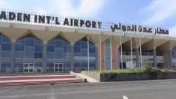مطار عدن ووزارة الصحة ينفان وصول مواطنين مصابين بفيروس كورونا إلى اليمن