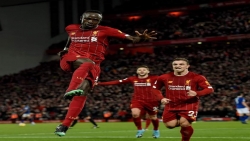 ليفربول يسحق إيفرتون 5-2 في قمة مرسيسايد