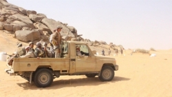 الجيش يباغت الحوثيين بكمين في المتون" بالجوف ويفشل تسلل في "جبال الساقية" بنهم