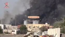 الحديدة.. مقتل مدني وإصابة آخر في قصف حوثي استهدف مصنعا للألبان