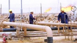 العربي الجديد تكشف عن توجه حكومي لبيع 50% من أكبر الحقول النفطية باليمن